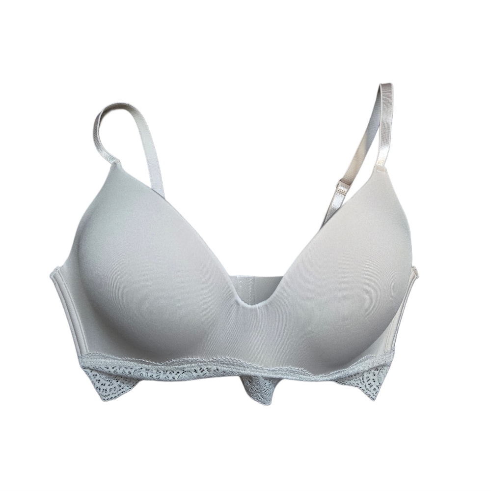 Sophie B Soft Pink Wireless Bra 34C Lightly Padded Lace Trim Comfort‎ Bra